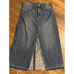 GAP Jeans Size 14 Denim High-rise Maxi Skirt Distressed Accents Raw Hem Cotton